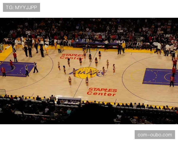 湖人三连败跌至西部第六 季后赛直通区席位岌岌可危